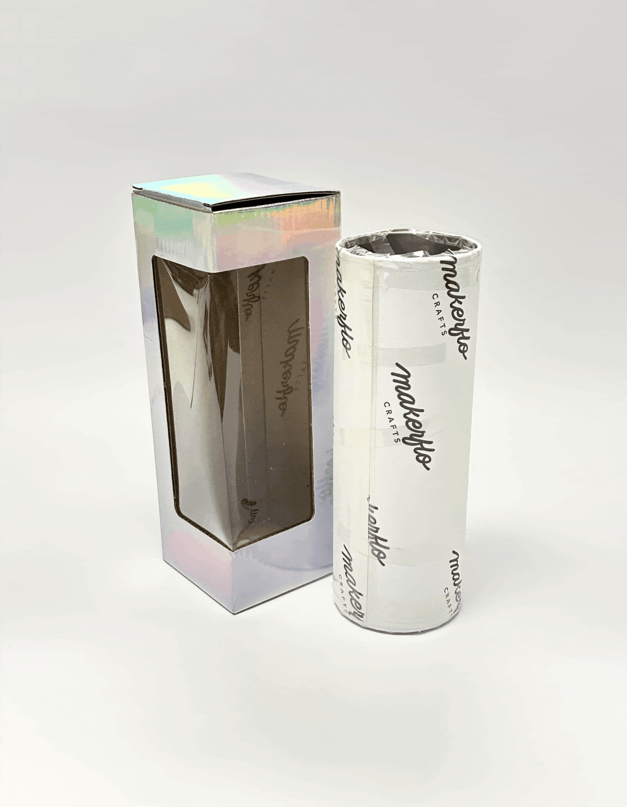 https://makerflocrafts.com/cdn/shop/files/Place_heat_taped_sublimation_tumbler_in_sublimation_oven.gif?v=1695163959&width=1500